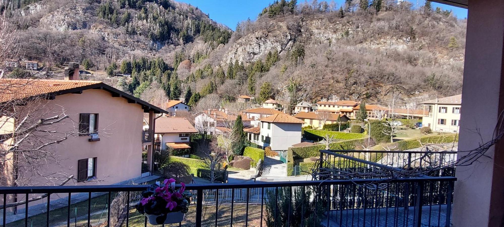 Casa Alberto - Appartamento Zona Bellagio Magreglio エクステリア 写真